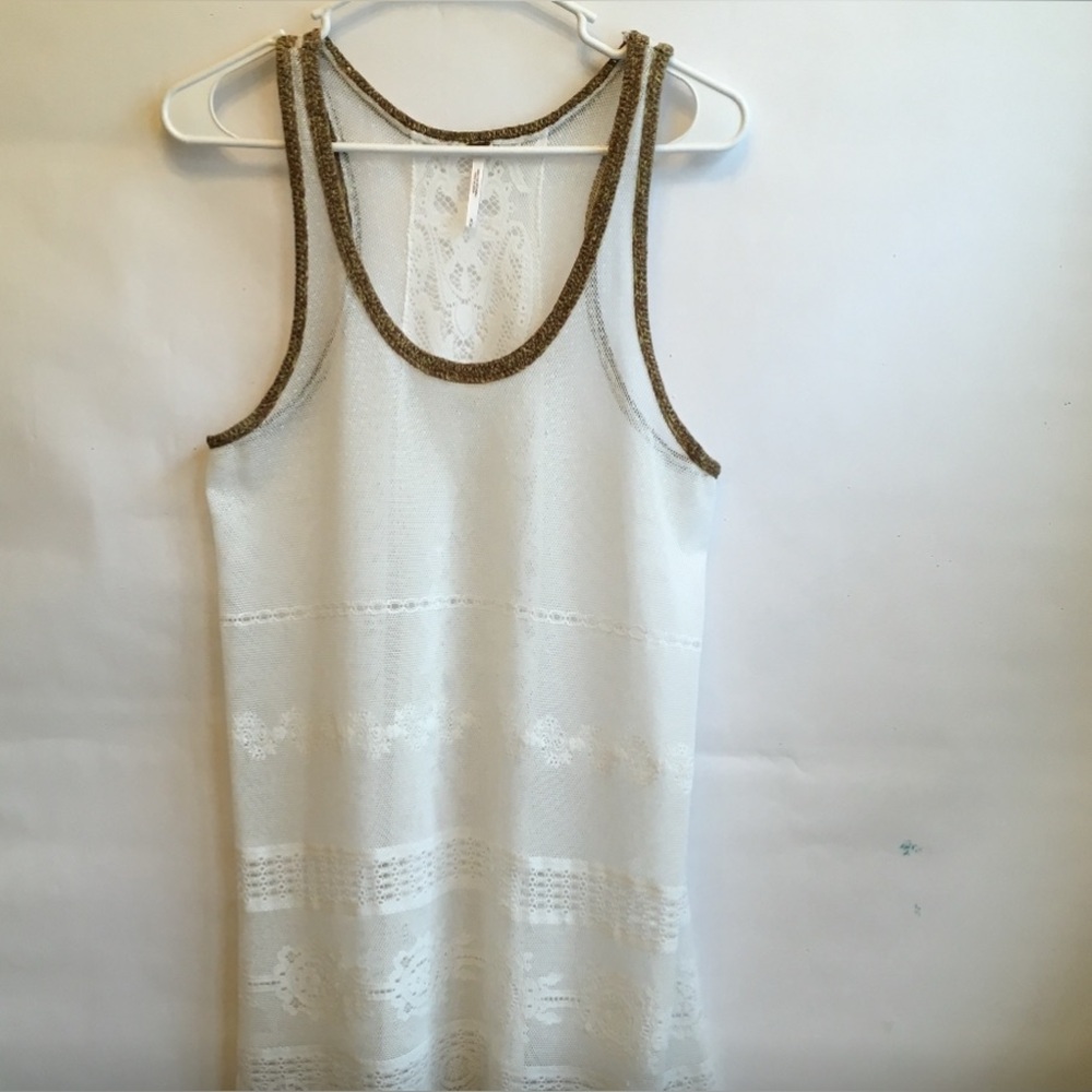 FREE PEOPLE LACE COVERUP.  SIZE MEDIUM